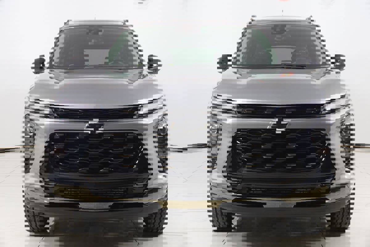 Used 2024 Chevrolet Trax ACTIV w/ Sunroof Package image 53