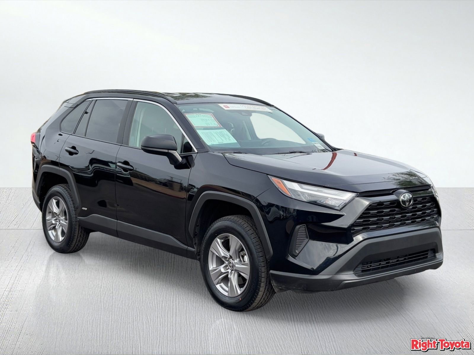 Certified 2025 Toyota RAV4 LE image 8