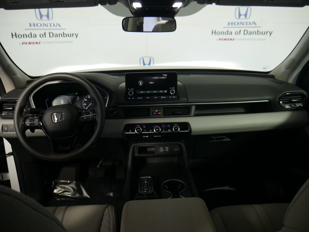 Certified 2023 Honda Pilot LX image 16