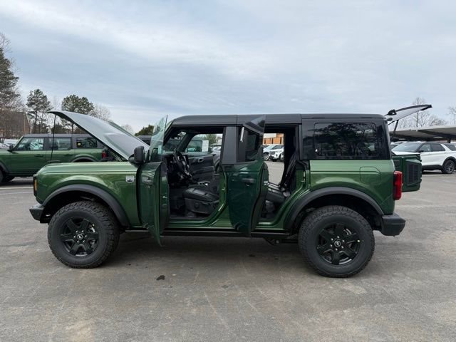 New 2025 Ford Bronco Big Bend w/ Black Diamond Package image 24