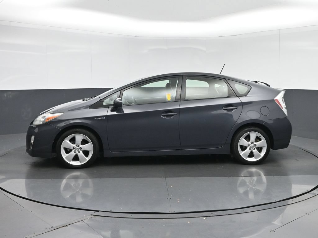 Used 2011 Toyota Prius Five w/ Advanced Technology Pkg FWD image 4