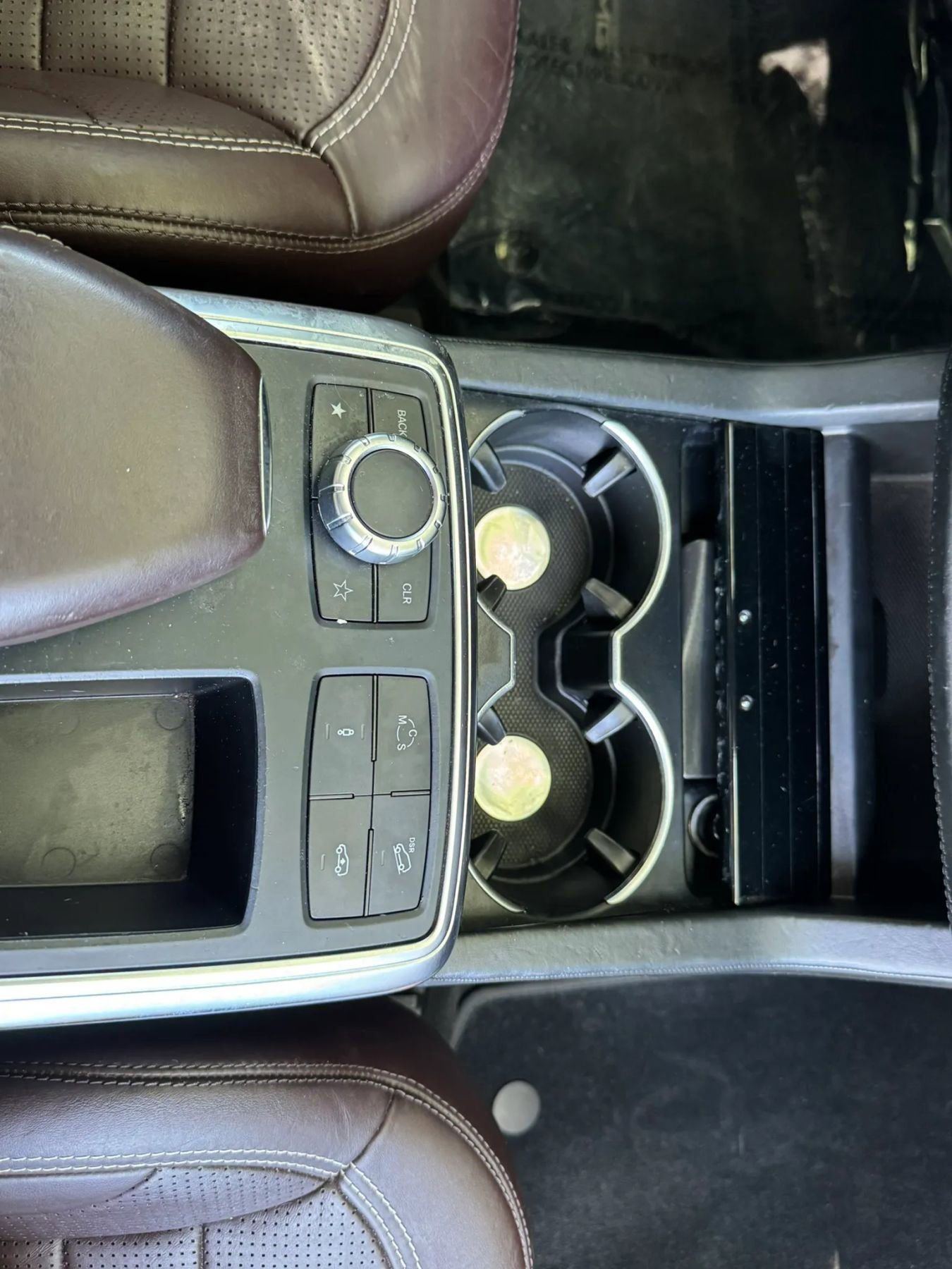 Used 2012 Mercedes-Benz ML 63 AMG 4MATIC w/ AMG Performance Pkg image 23