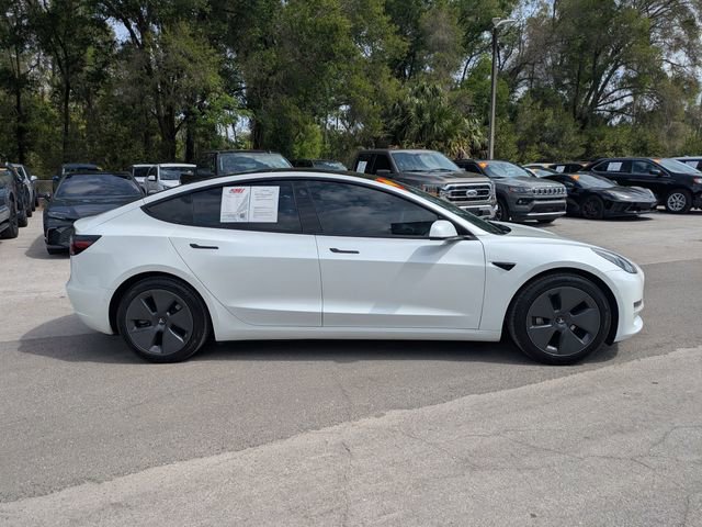 Used 2021 Tesla Model 3 Standard Range Plus image 3