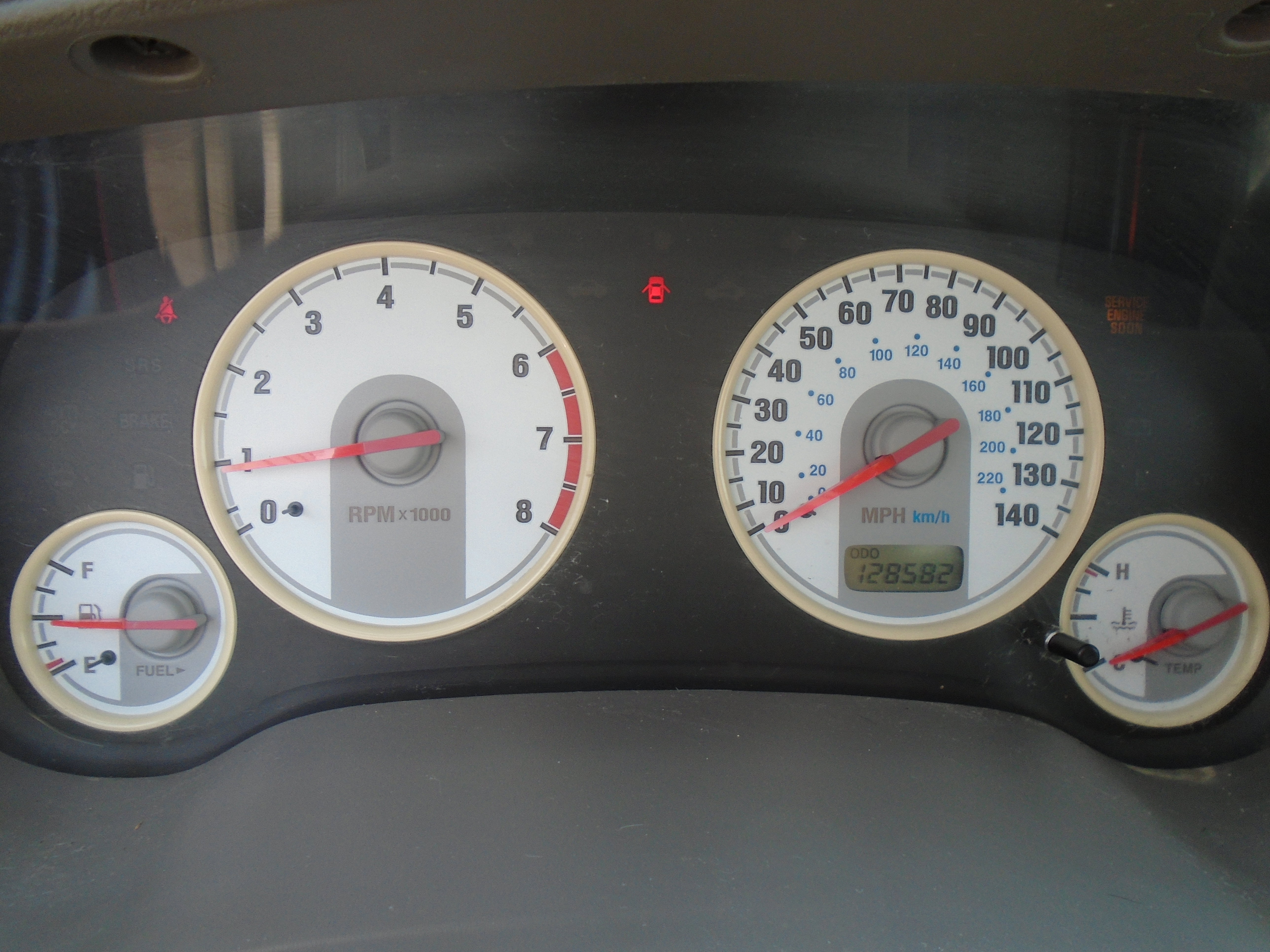 Used 2004 Dodge Stratus SXT image 11
