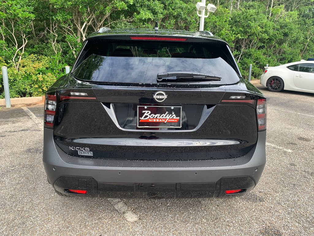 New 2026 Nissan Kicks SV FWD image 4