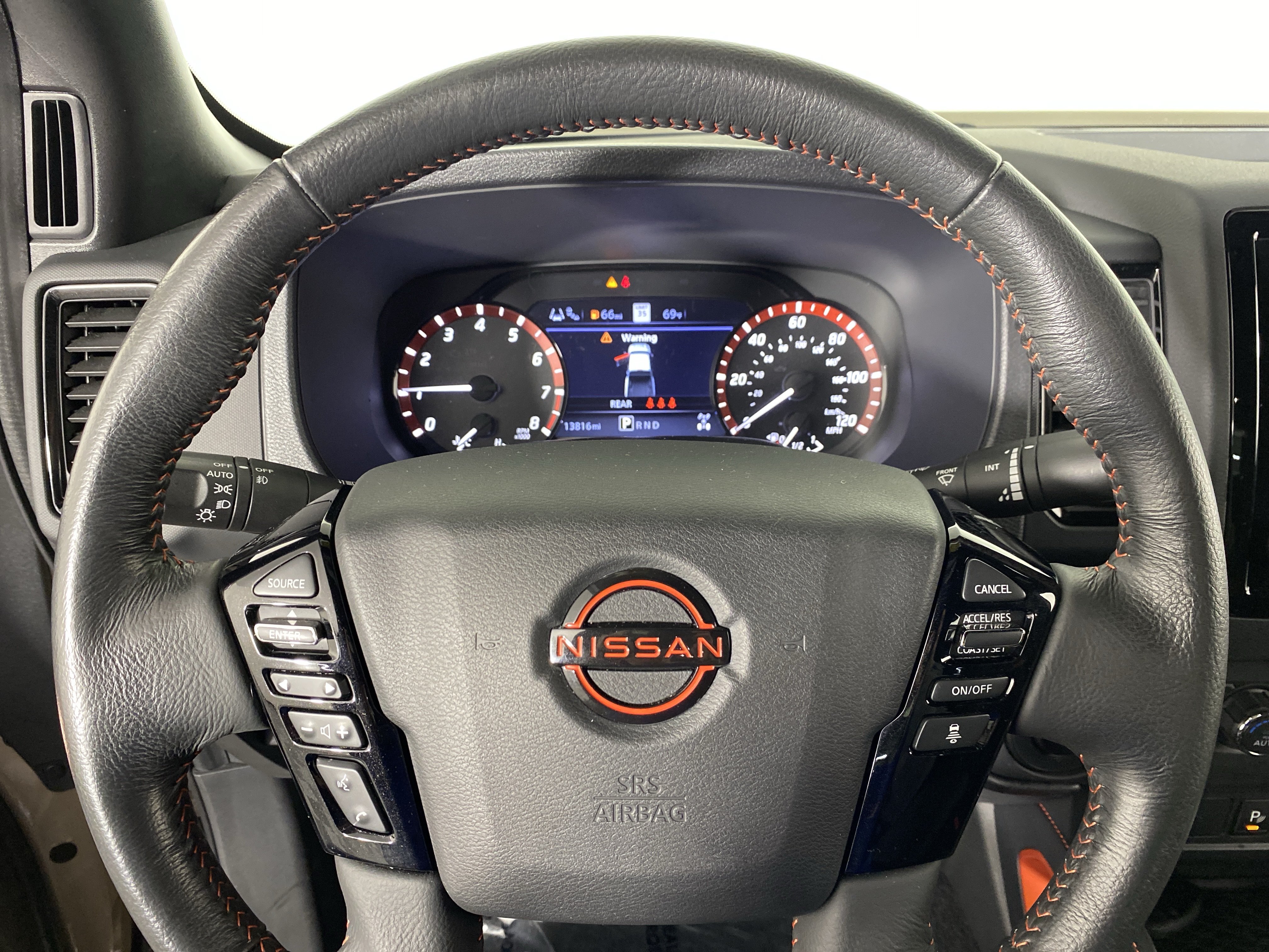 Used 2023 Nissan Frontier PRO-4X w/ Technology Package AWD/4WD image 20