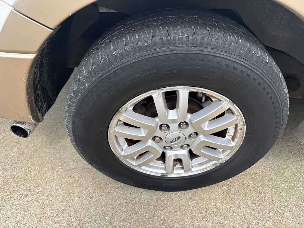 Used 2013 Ford Expedition EL XLT AWD/4WD image 20
