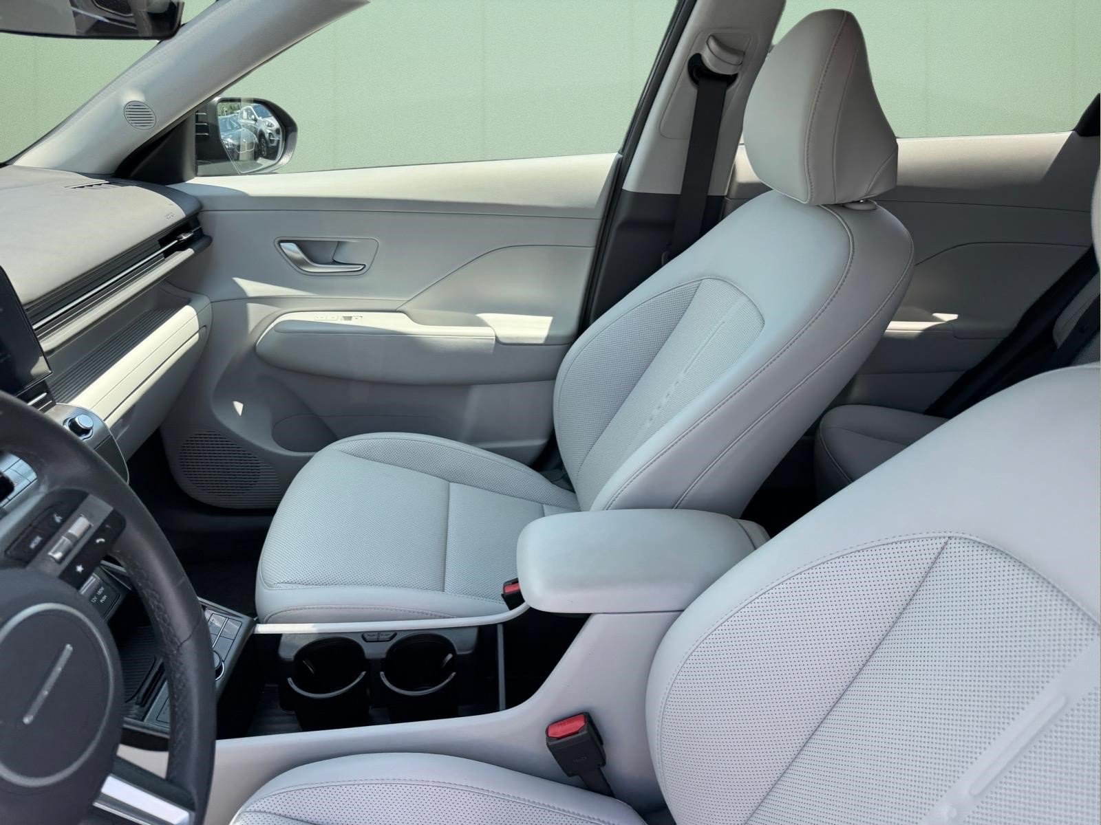Certified 2026 Hyundai Kona SEL Premium AWD/4WD image 9