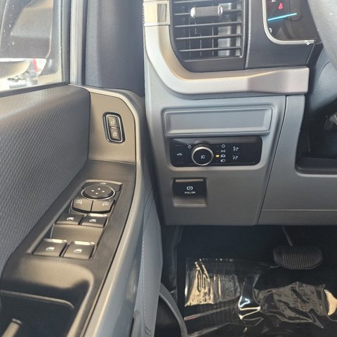 Used 2023 Ford F150 XLT image 18