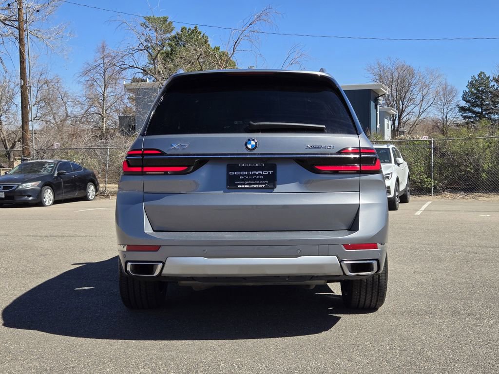 Used 2024 BMW X7 xDrive40i w/ Premium Package image 6