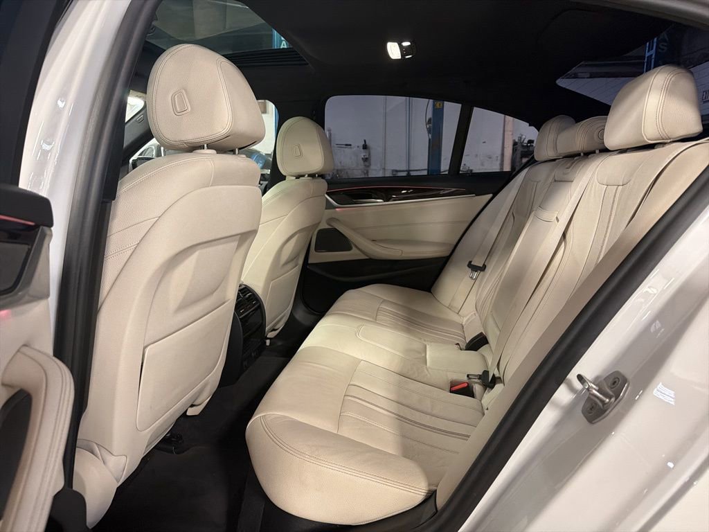 Used 2017 BMW 540i image 5