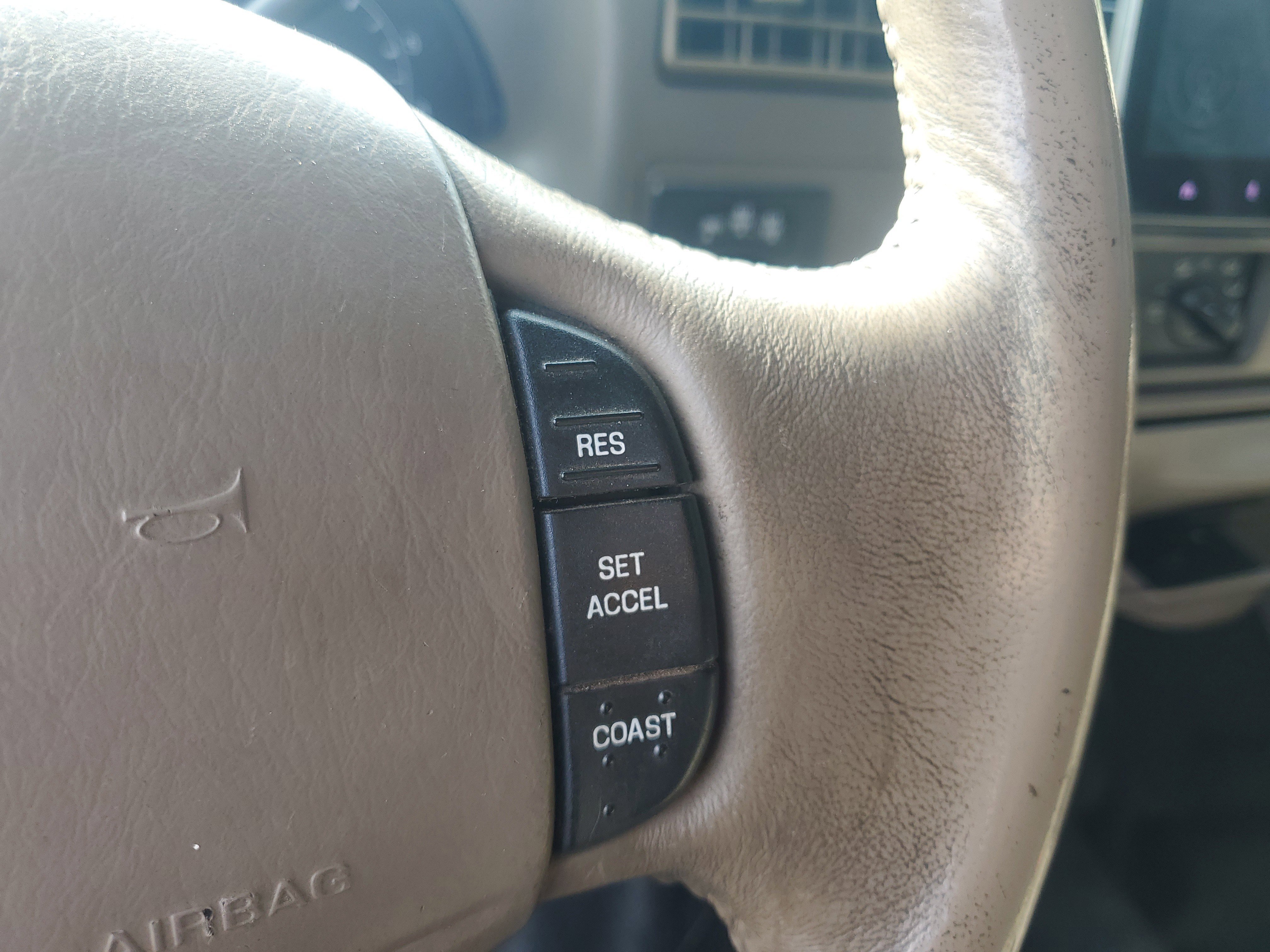 Used 2000 Ford F350 XL image 18