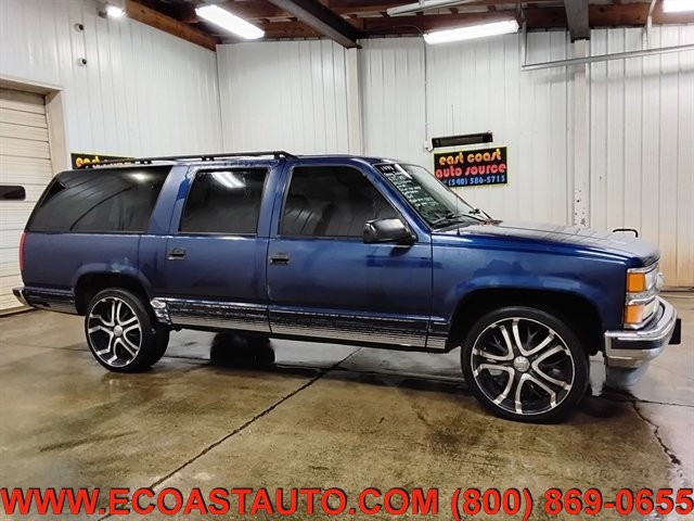 Used 1999 Chevrolet Suburban 2WD w/ Preferred Equipment Group 3 image 5