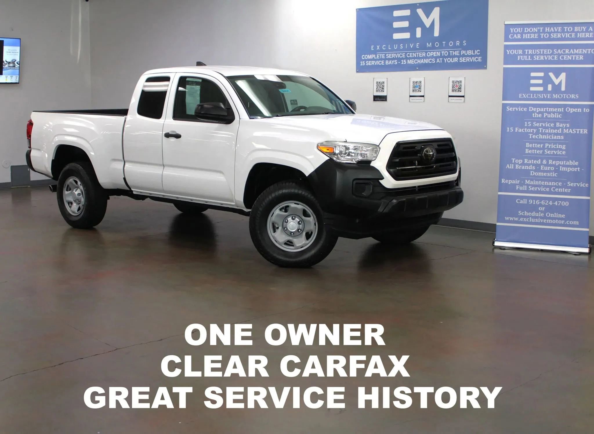 Used 2022 Toyota Tacoma SR image 1