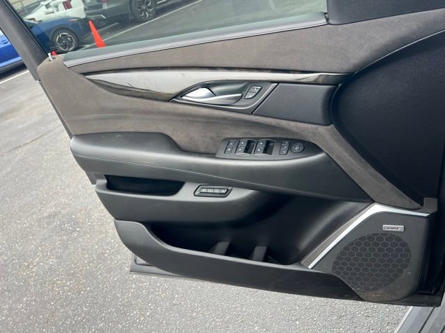 Used 2017 Cadillac Escalade Platinum image 17