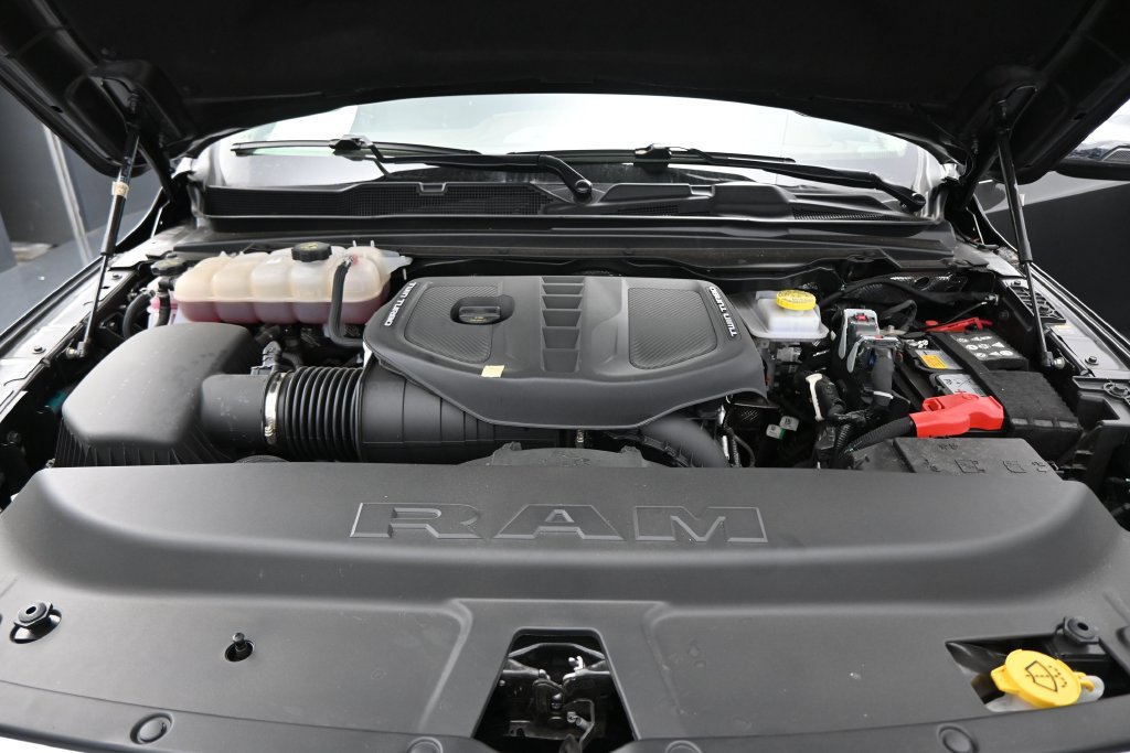 Used 2026 RAM 1500 Limited AWD/4WD image 29