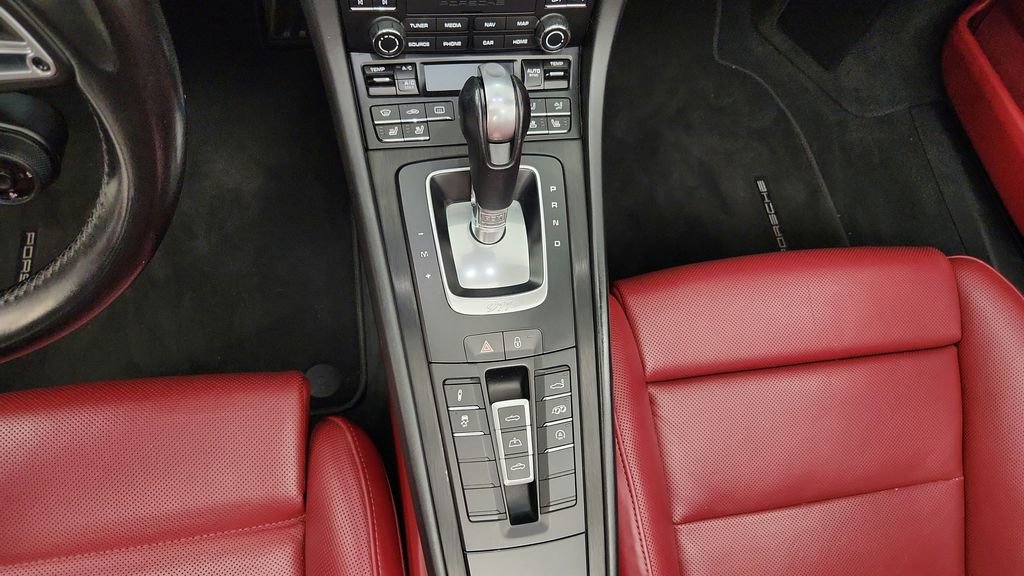 Used 2018 Porsche 911 Carrera 4 GTS AWD/4WD image 15