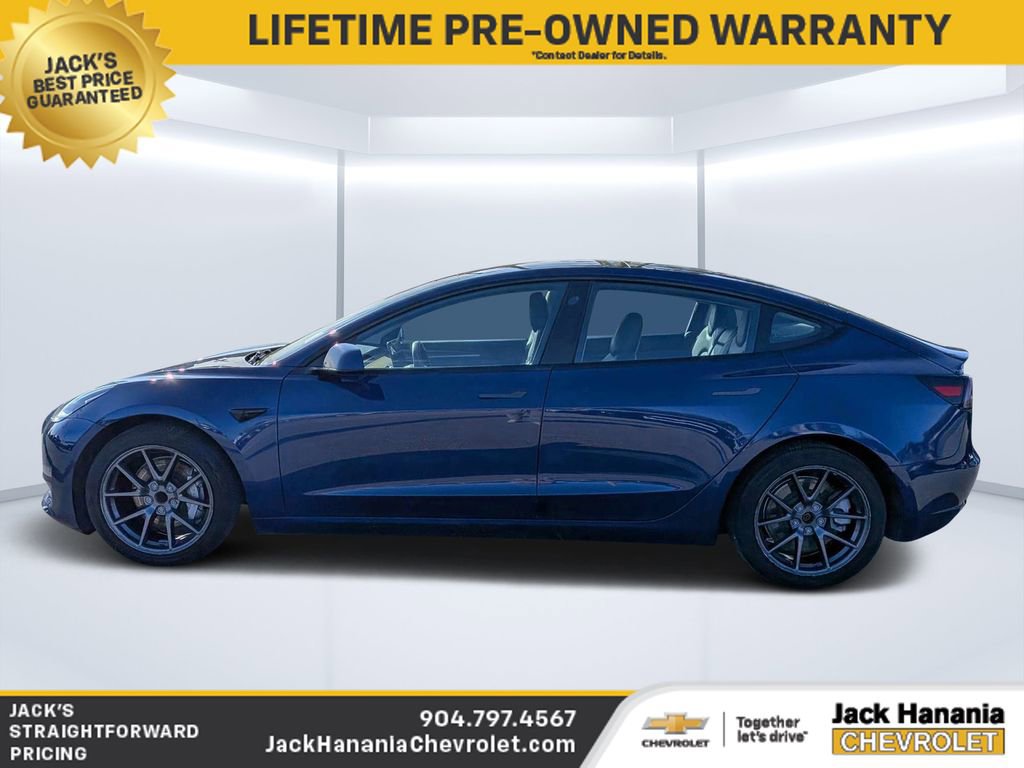 Used 2022 Tesla Model 3 Standard Range image 6