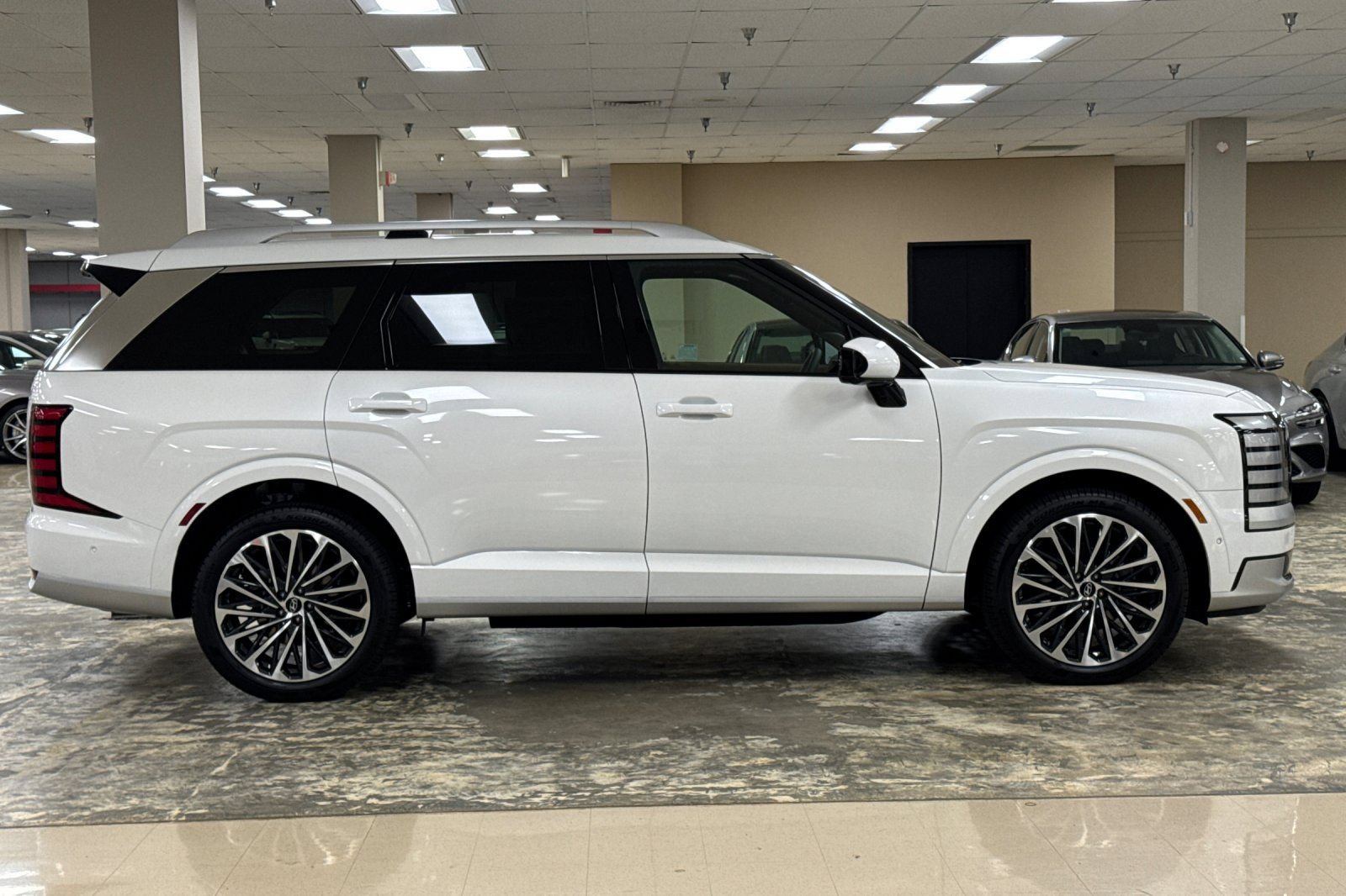 New 2026 Hyundai Palisade Calligraphy AWD/4WD image 3