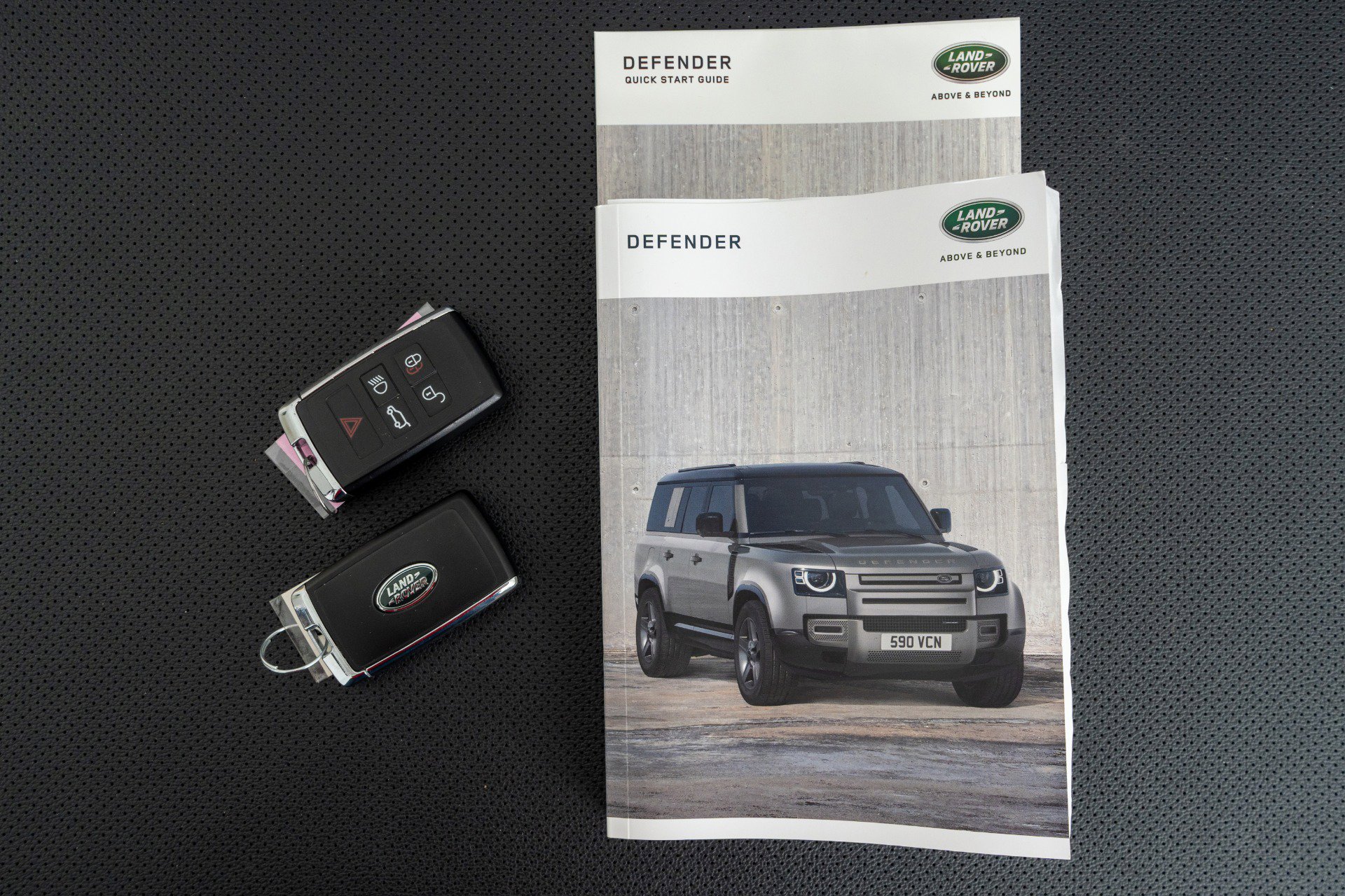 Used 2024 Land Rover Defender 110 SE image 21