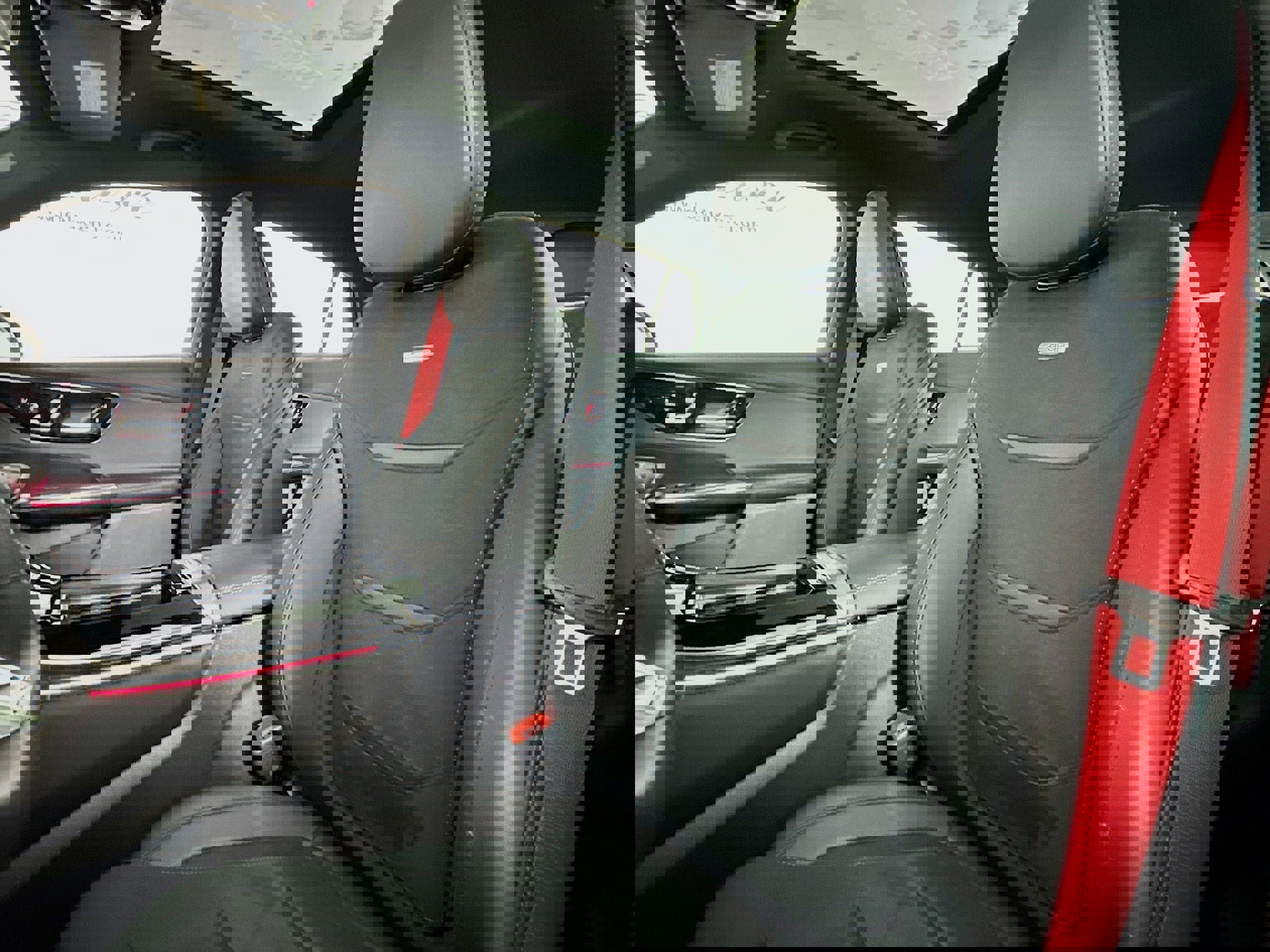 Used 2025 Mercedes-Benz GLC 63 AMG S image 20