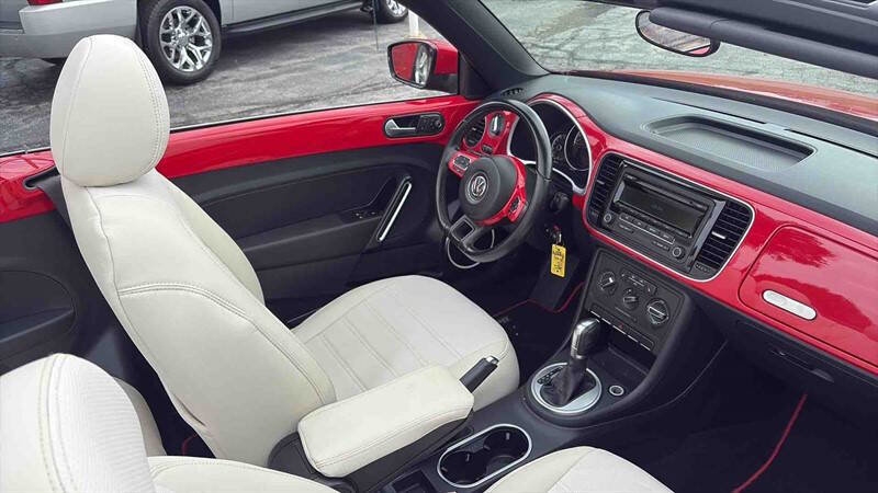 Used 2015 Volkswagen Beetle 1.8T image 19