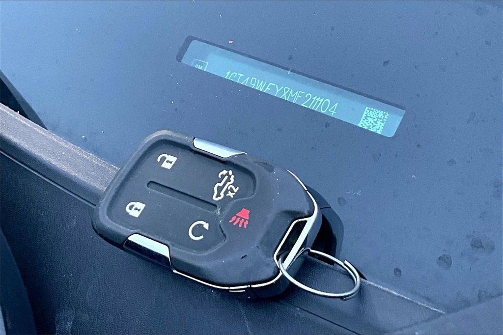 Used 2021 GMC Sierra 3500 Denali w/ Denali Ultimate Package image 11