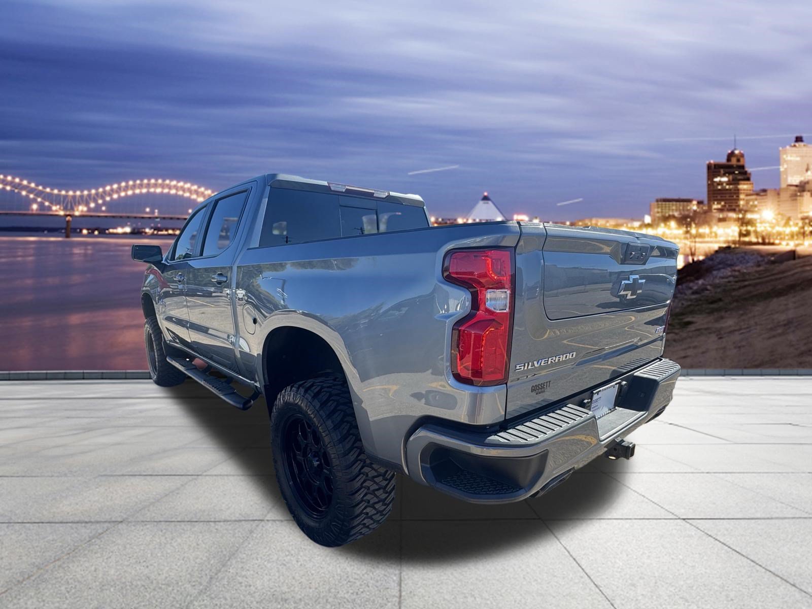 Used 2022 Chevrolet Silverado 1500 RST AWD/4WD image 3