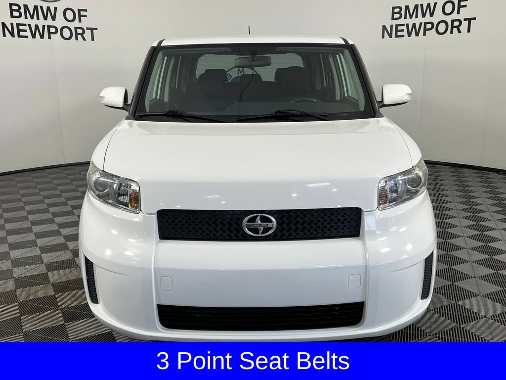 Used 2010 Scion xB FWD image 7