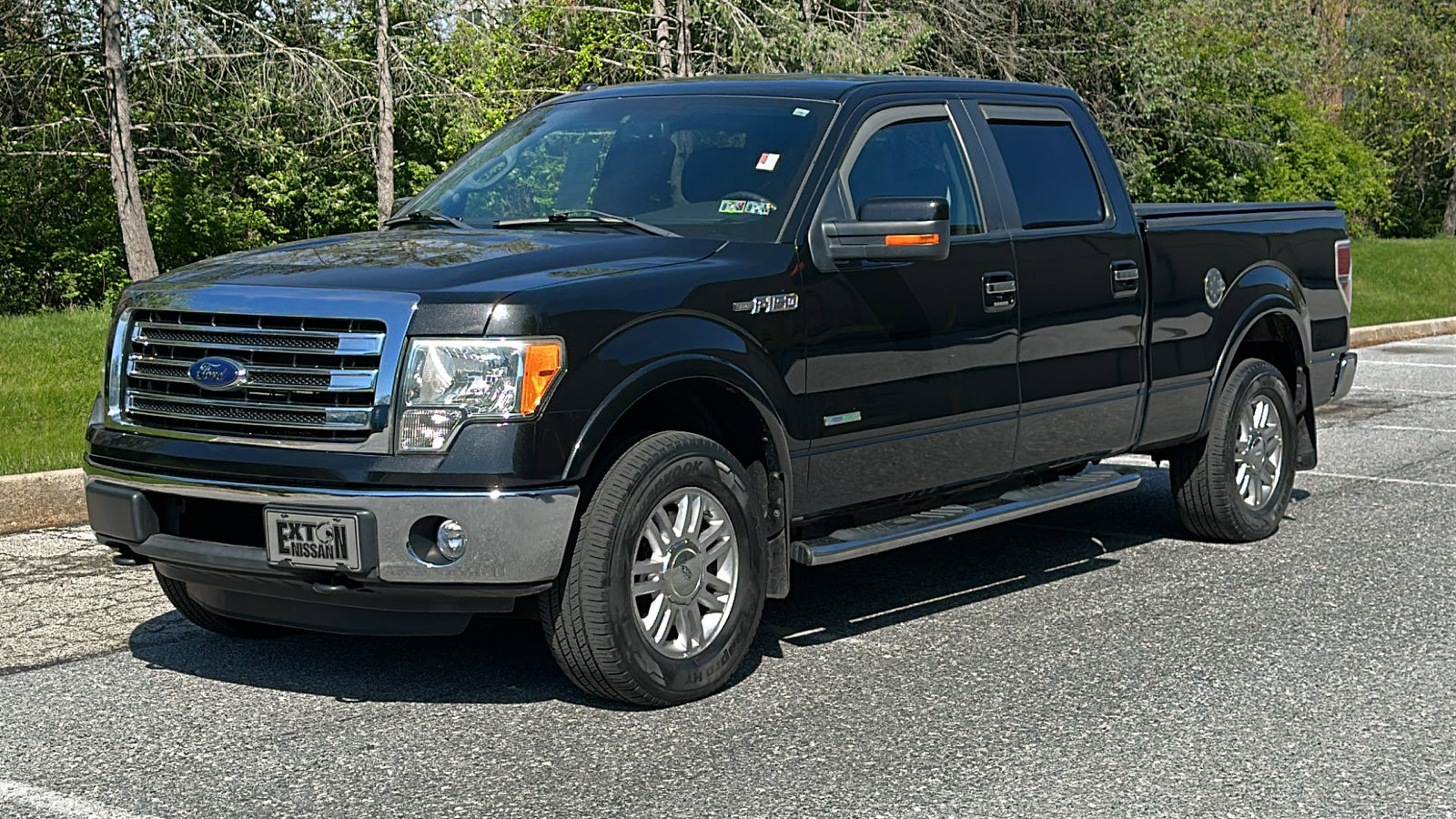 Used 2013 Ford F150 Lariat w/ Mid Equipment Group AWD/4WD image 2