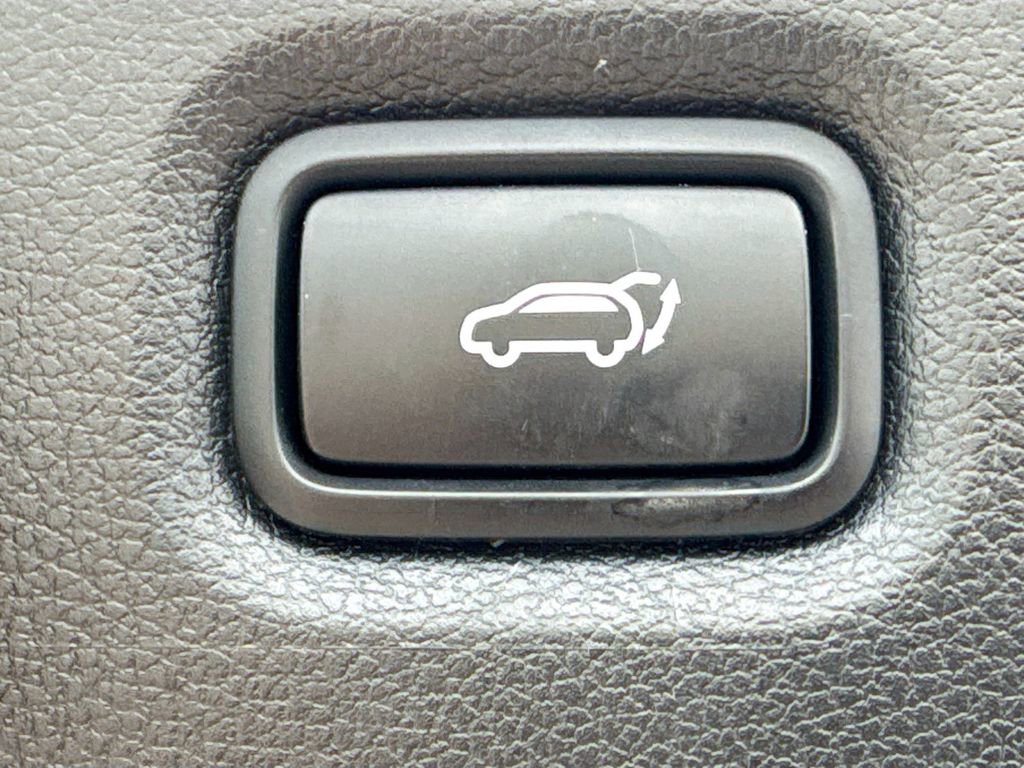 Used 2022 Hyundai Santa Fe SEL w/ Convenience Package FWD image 33