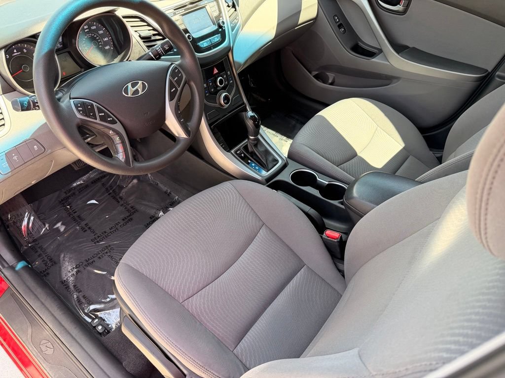 Used 2015 Hyundai Elantra SE w/ Option Group 02 FWD image 26