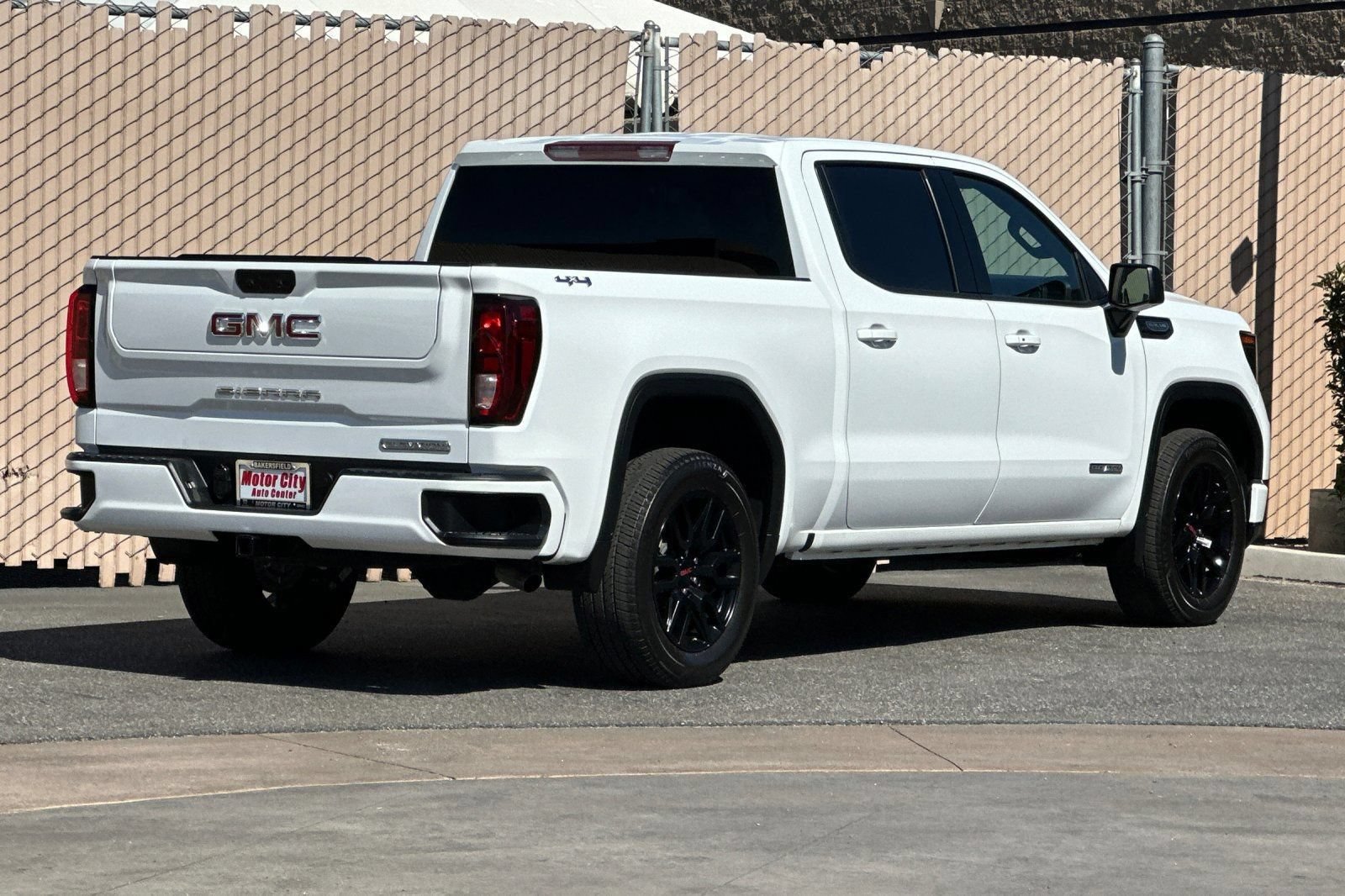 Certified 2024 GMC Sierra 1500 Elevation AWD/4WD image 3