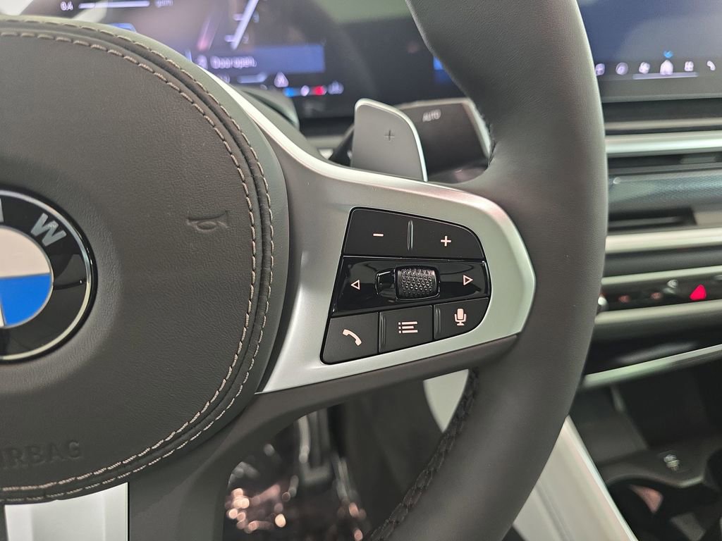 New 2026 BMW X6 xDrive40i w/ Climate Comfort Package image 18