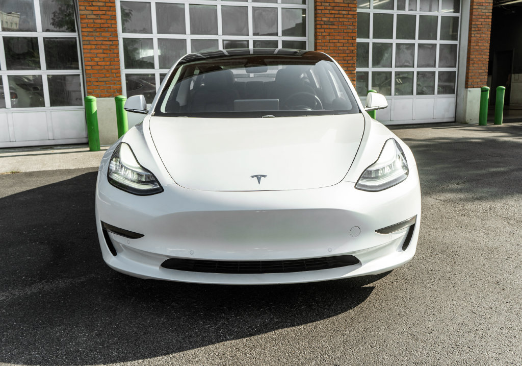 Used 2020 Tesla Model 3 Standard Range Plus RWD image 30