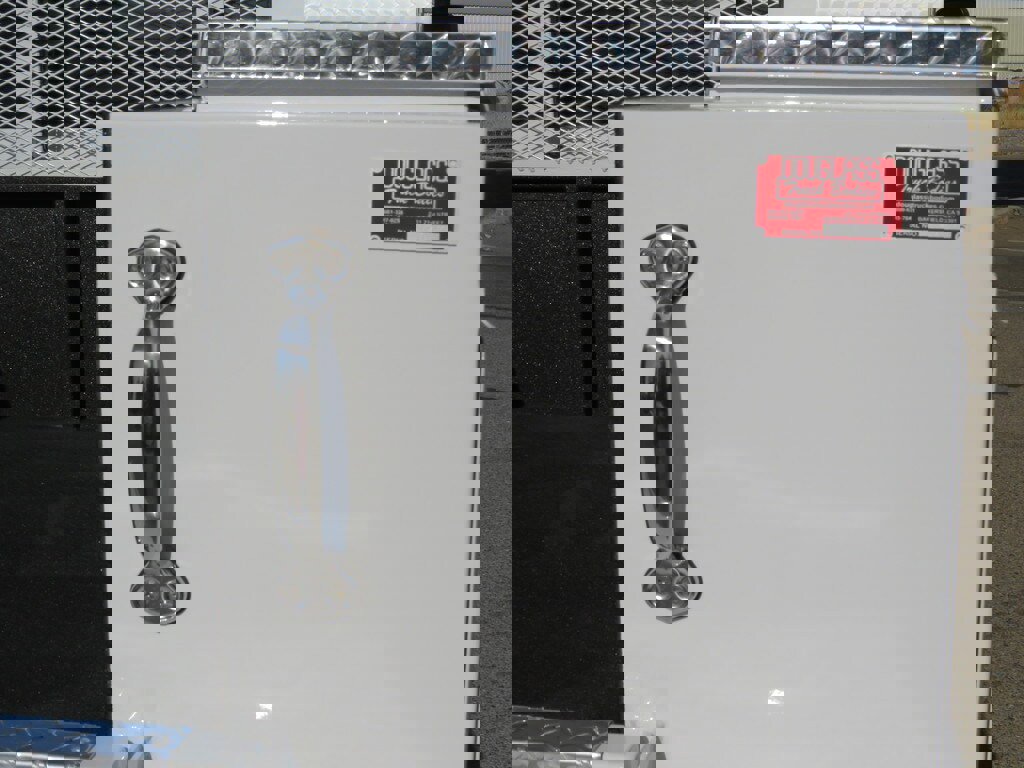 New 2022 RAM 3500 Tradesman w/ Chrome Appearance Group image 59