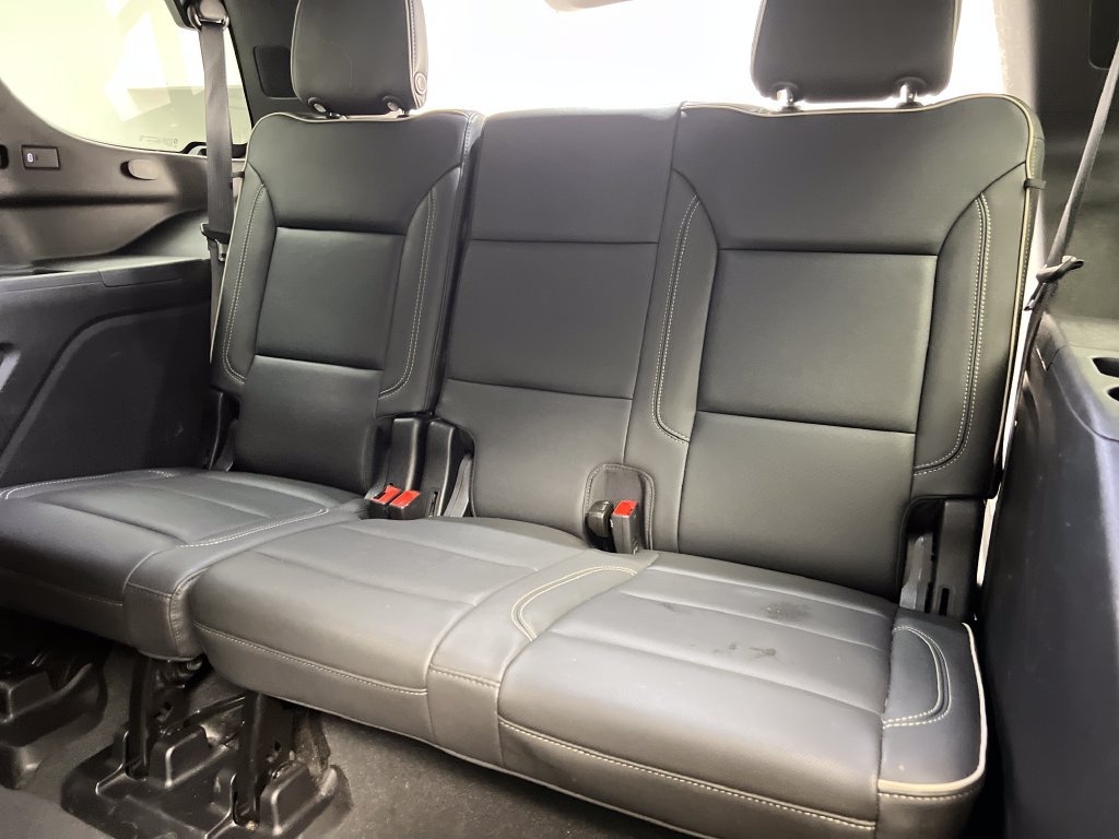 Used 2024 Chevrolet Tahoe Premier AWD/4WD image 23
