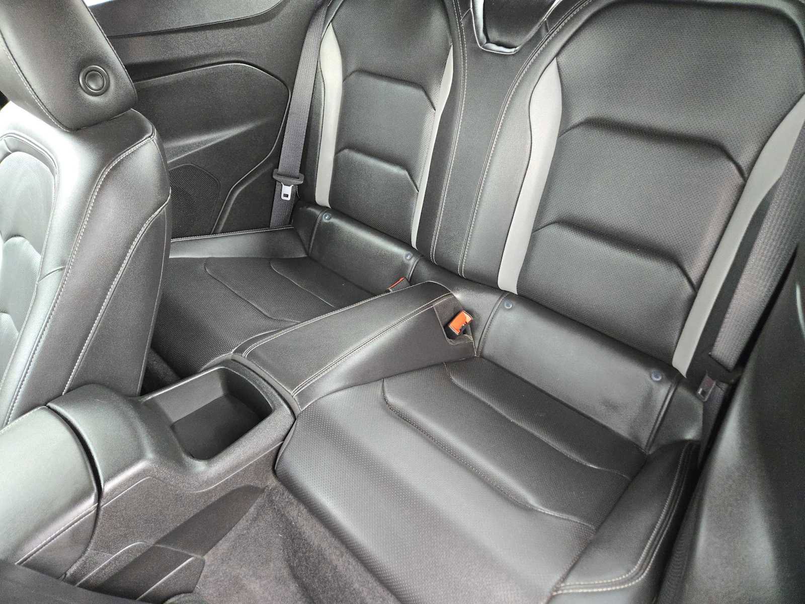 Used 2021 Chevrolet Camaro LT w/ RS Package image 28