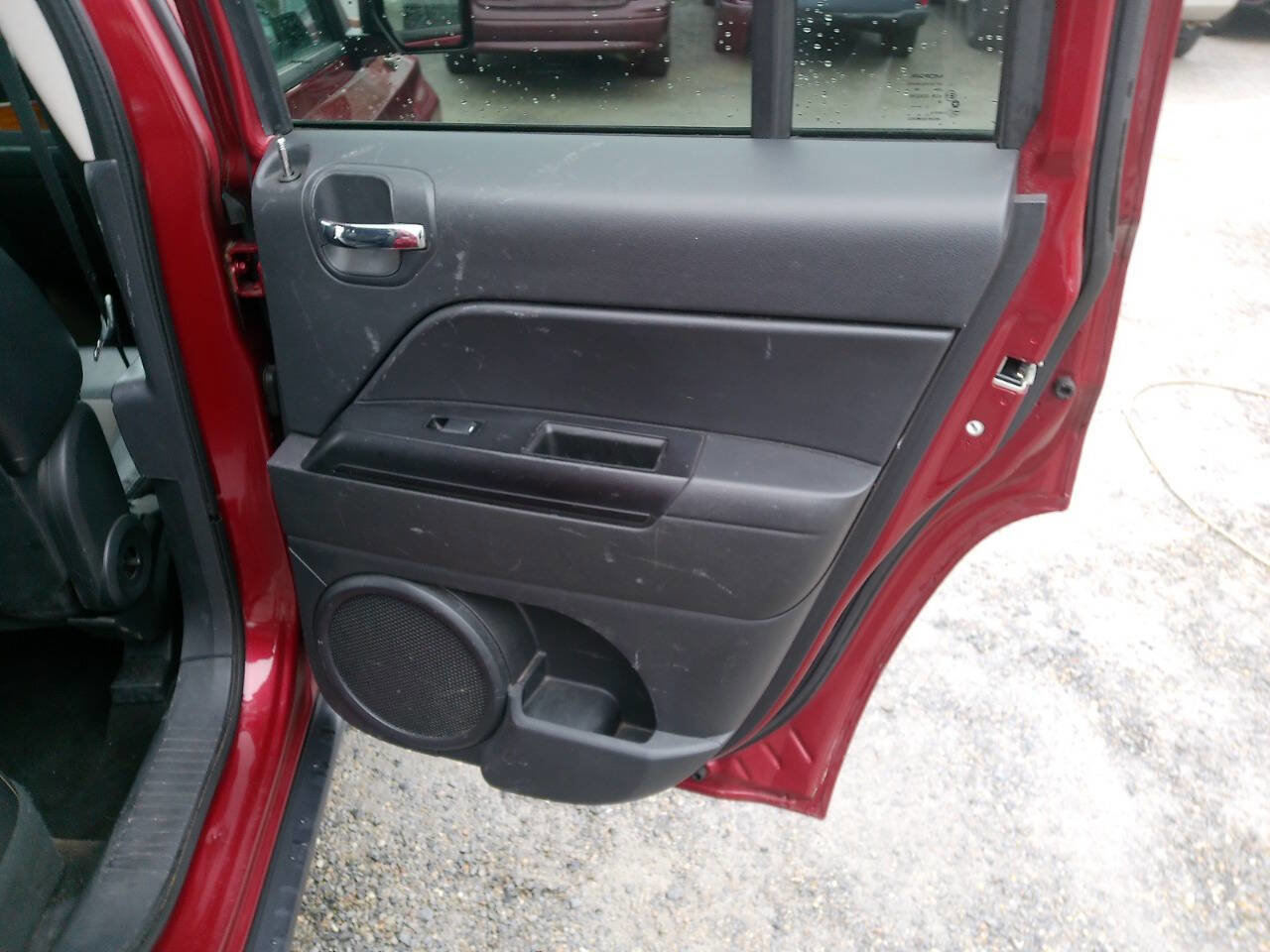 Used 2014 Jeep Patriot Latitude w/ Freedom Edition Package image 24