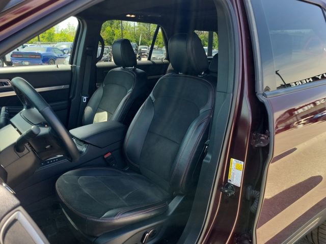 Used 2018 Ford Explorer XLT w/ Equipment Group 202A AWD/4WD image 20