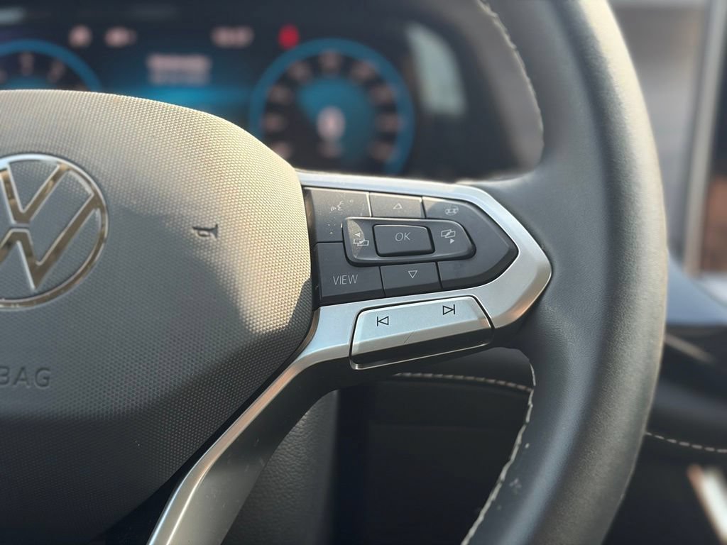 Used 2024 Volkswagen Atlas SEL AWD/4WD image 27