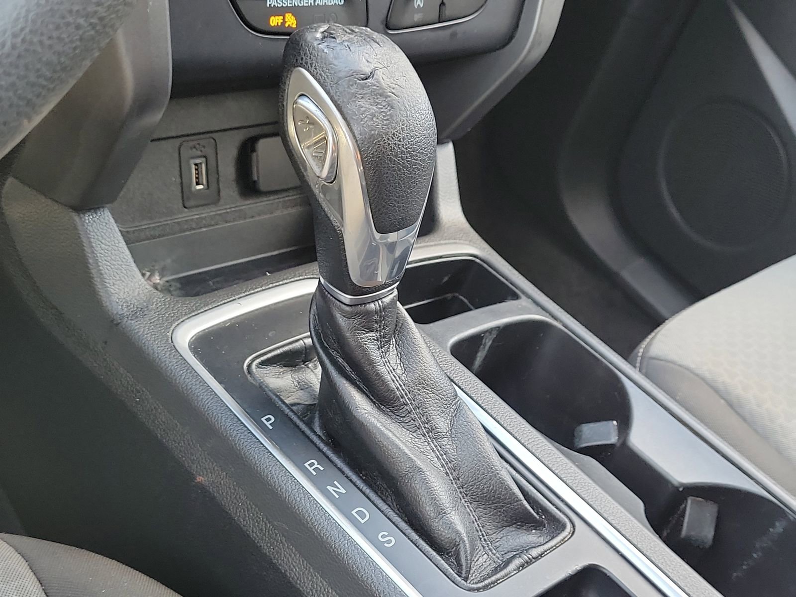 Used 2018 Ford Escape SE w/ SE Sync 3 Package FWD image 28