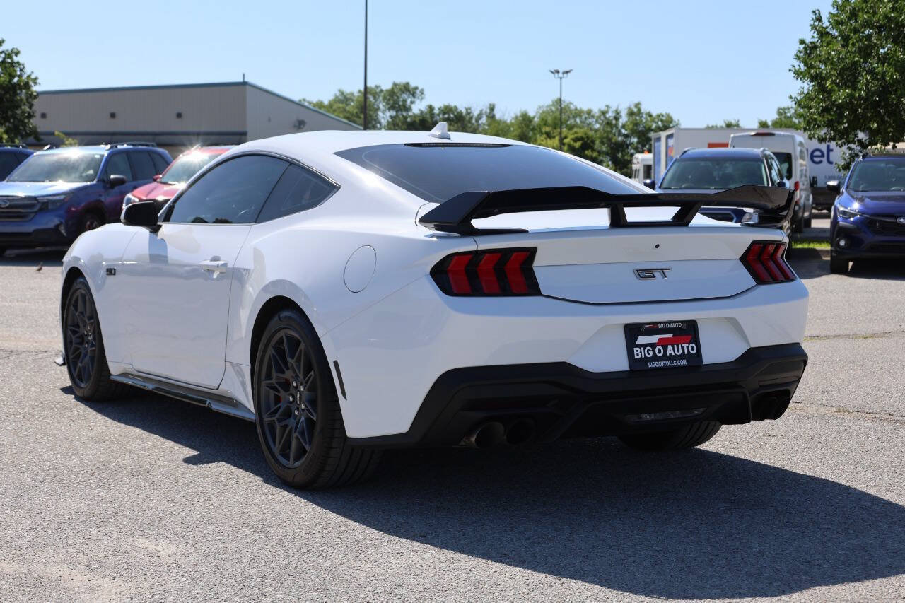 Used 2024 Ford Mustang GT Premium RWD image 11