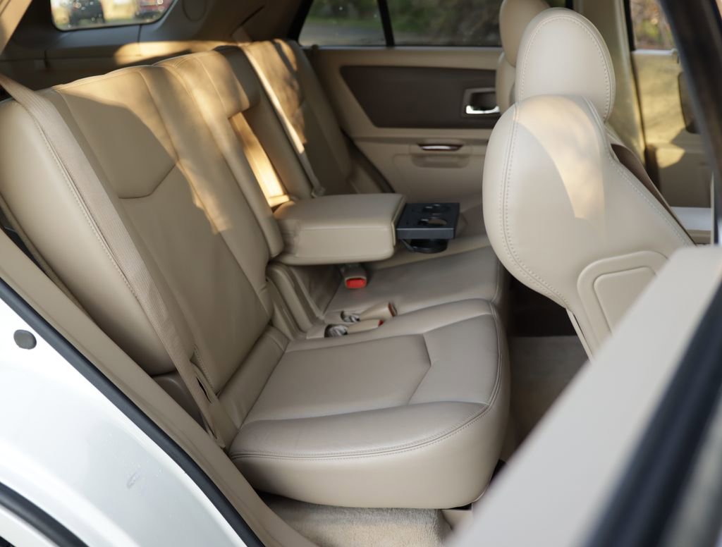 Used 2006 Cadillac SRX w/ Seating Package AWD/4WD image 29