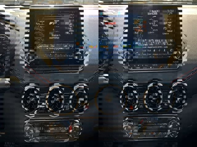 Used 2024 Nissan Sentra SR w/ SR Premium Package image 21