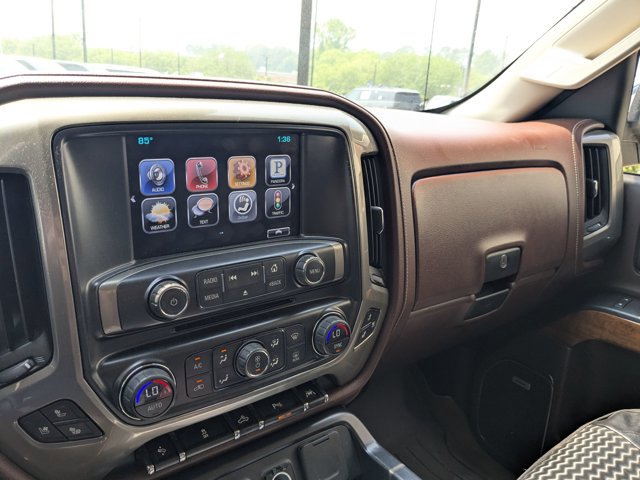 Used 2016 Chevrolet Silverado 1500 High Country w/ High Country Premium Package AWD/4WD image 13