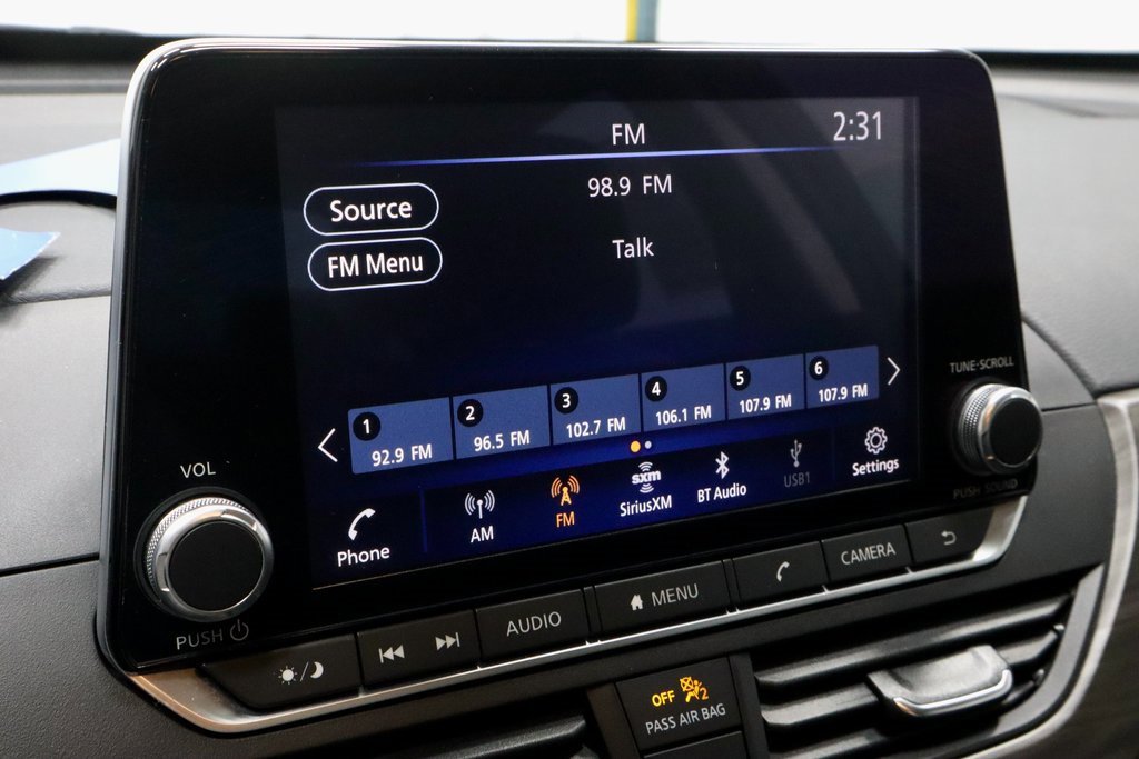 Certified 2024 Nissan Altima 2.5 SV image 3