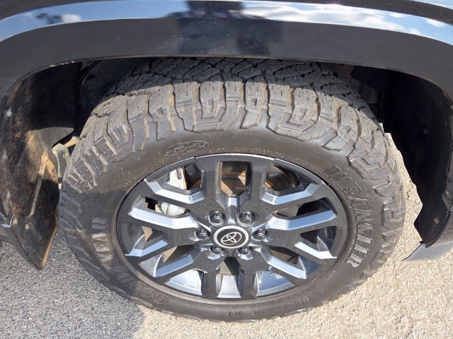Used 2024 Toyota Sequoia Platinum AWD/4WD image 13