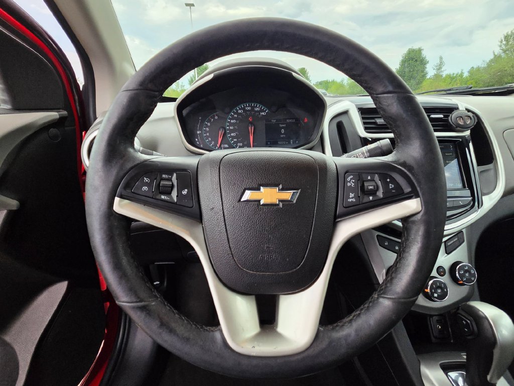 Used 2018 Chevrolet Sonic Premier FWD image 16