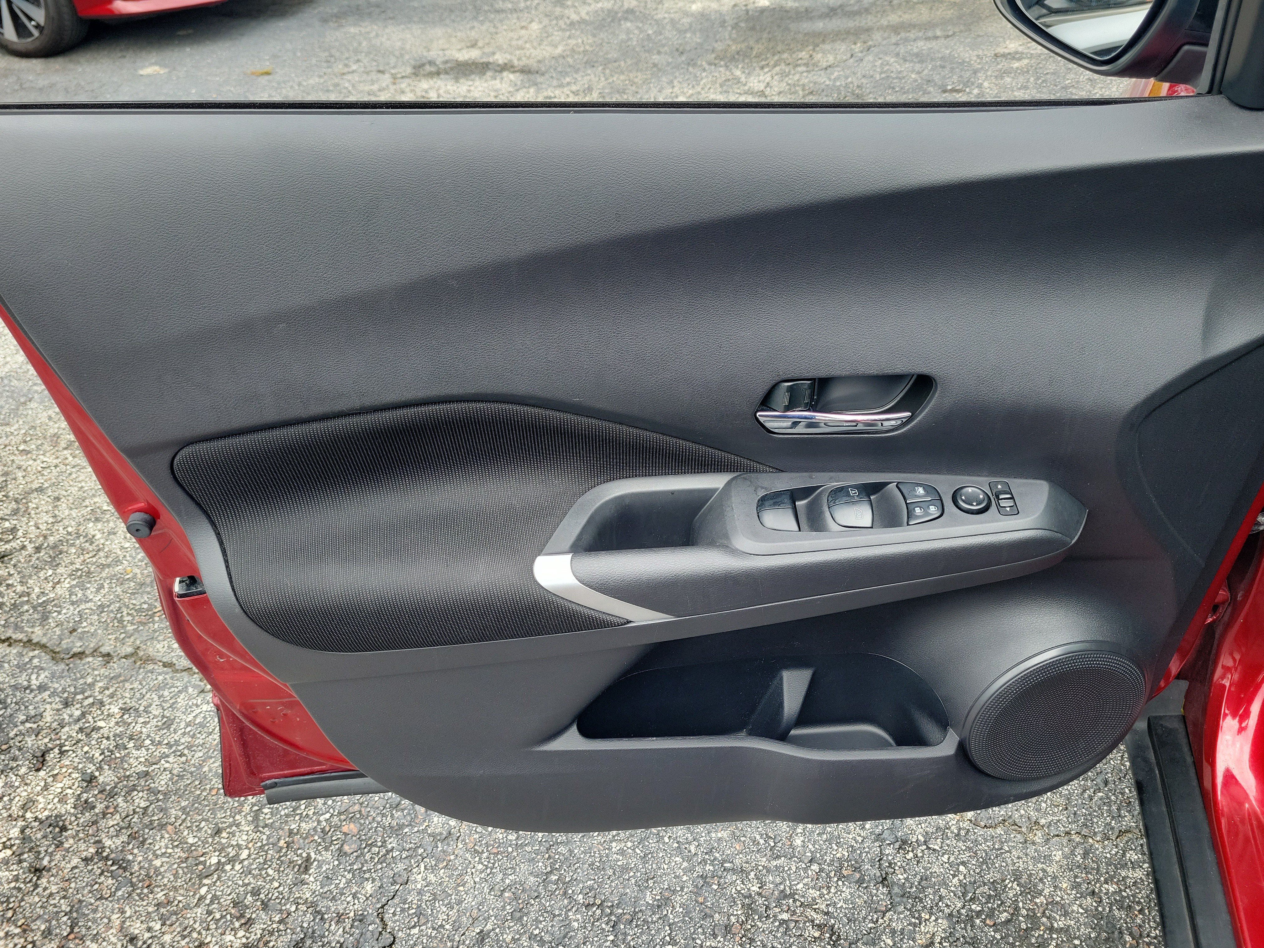 Certified 2023 Nissan Kicks SV FWD image 10
